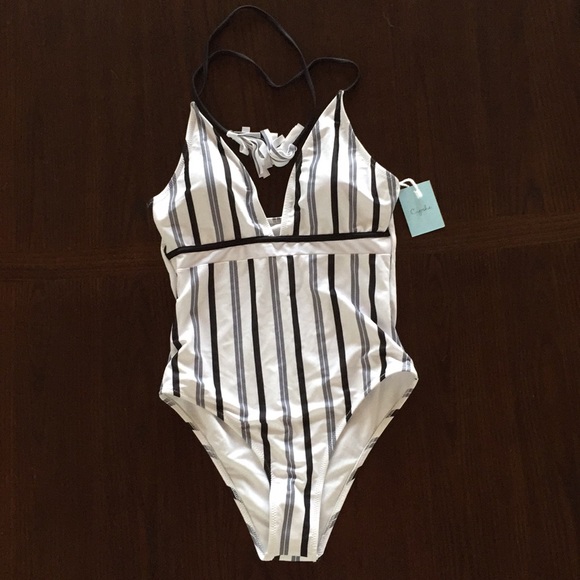 Cupshe Other - Cupshe Iceandsnow Love halter swimsuit